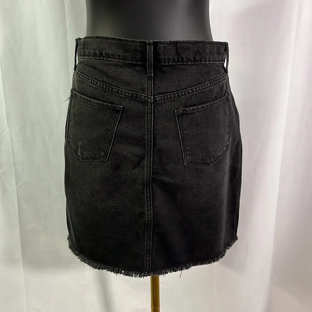 NWT Old Navy Smoky Waters High Waisted Black Denim Mini Skirt